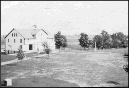 barnatthechildrenshome.gif (52412 bytes)