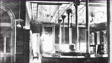 libraryinterioratmonumentalbuilding.gif (131638 bytes)